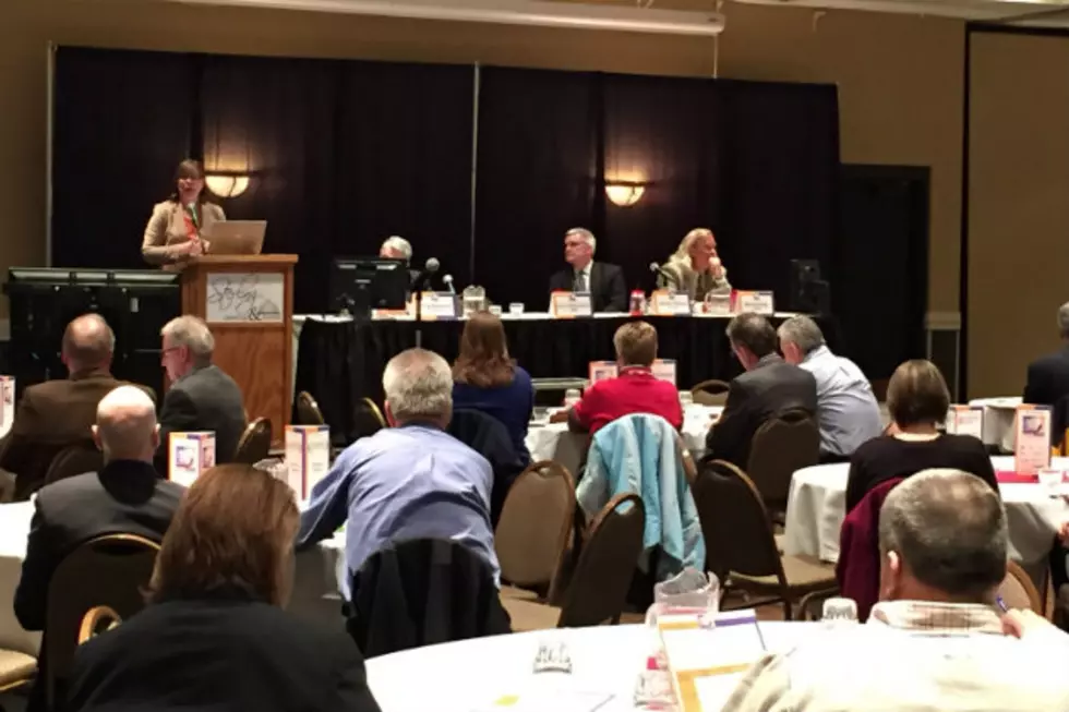 Experts Provide Economic Outlook In St. Cloud [AUDIO]