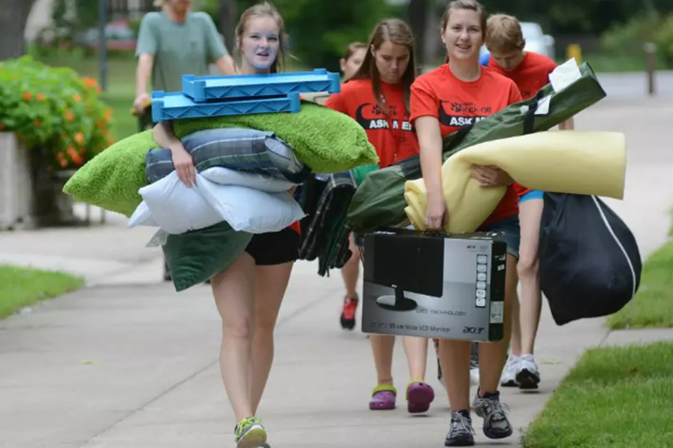 SCSU Students Move-In This Week