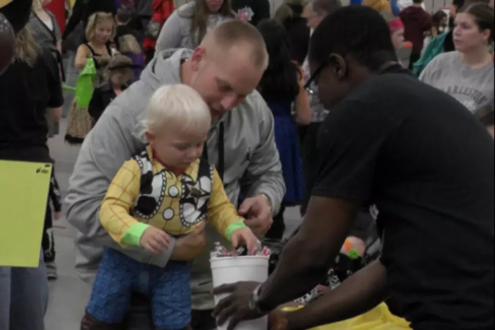 Tons of Candy, Smiles at Fall Fun Fest [VIDEO]