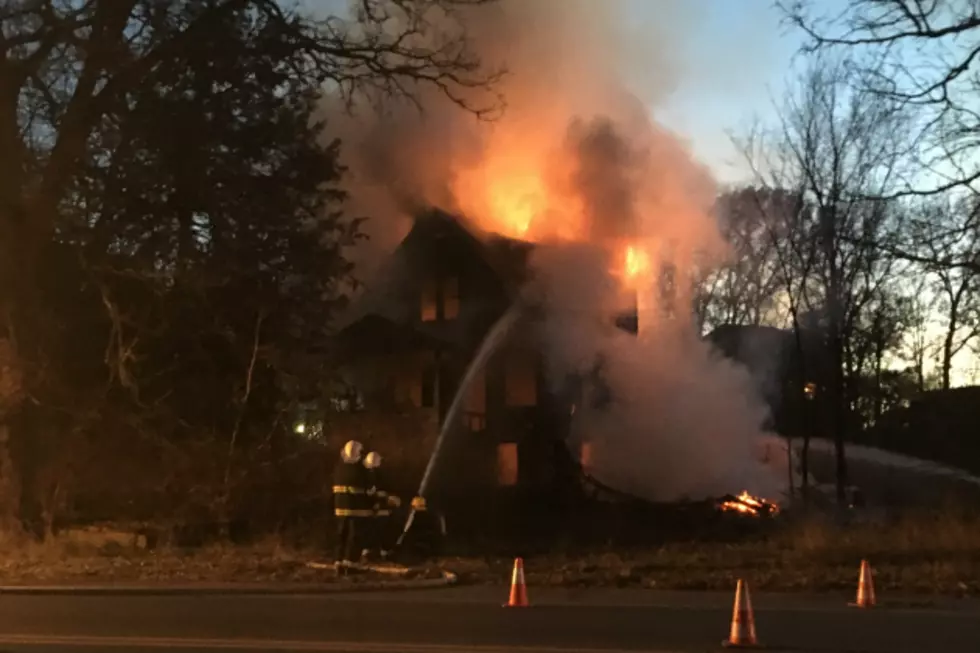 Crews Battle Fire at Abandoned Sartell House [VIDEO]