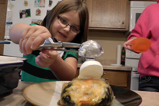 Six-Year-Old Sartell Girl Makes it to Final Round in National Cooking Contest