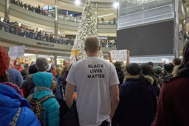 Judge Bars Only Protest Organizers From Mall Of America