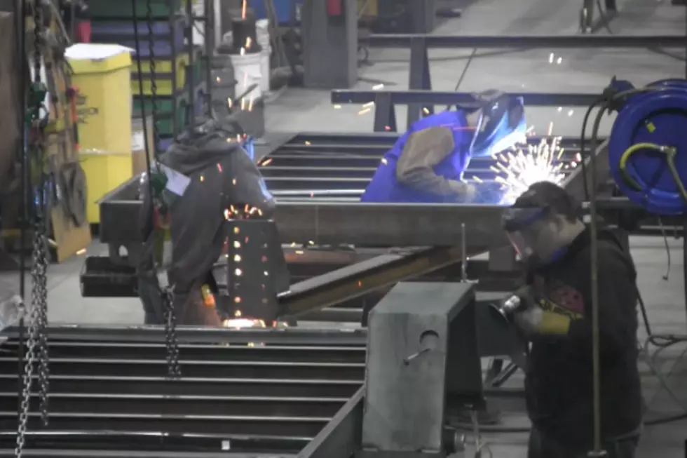 Behind the Scenes: Building Custom Machinery Trailers at Towmaster [VIDEO]