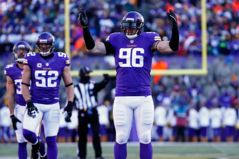 Brian Robison Signs 1-Day Contract to Retire with Vikings