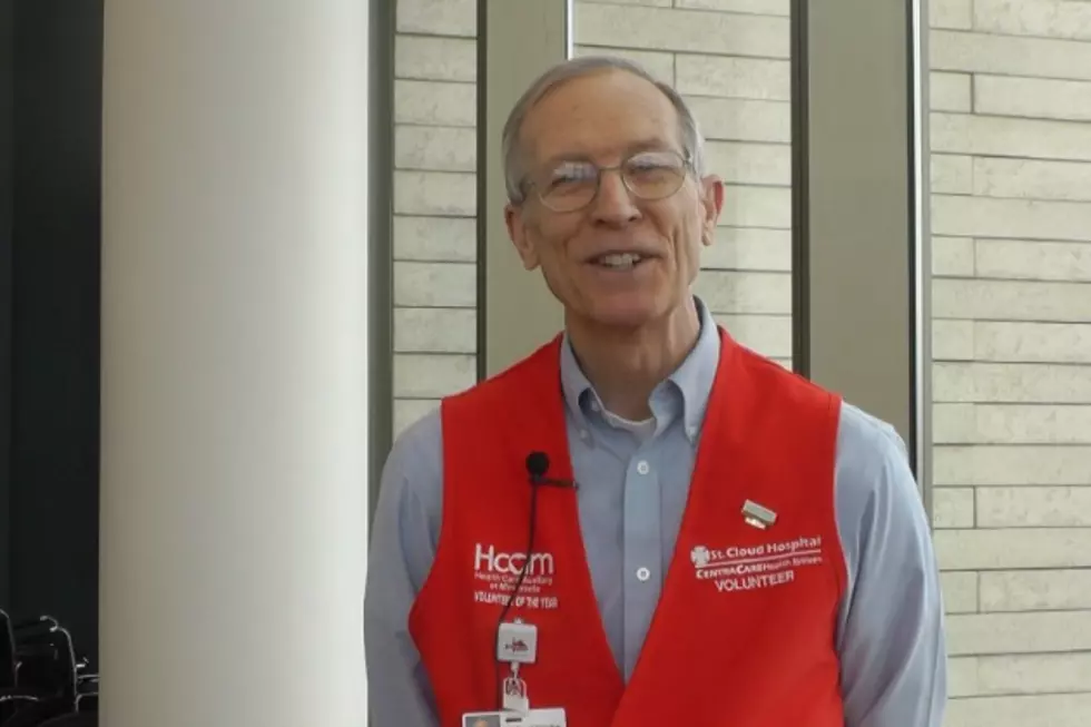 Gerry Keymer Volunteers at St. Cloud Hospital for Over a Decade [VIDEO] 