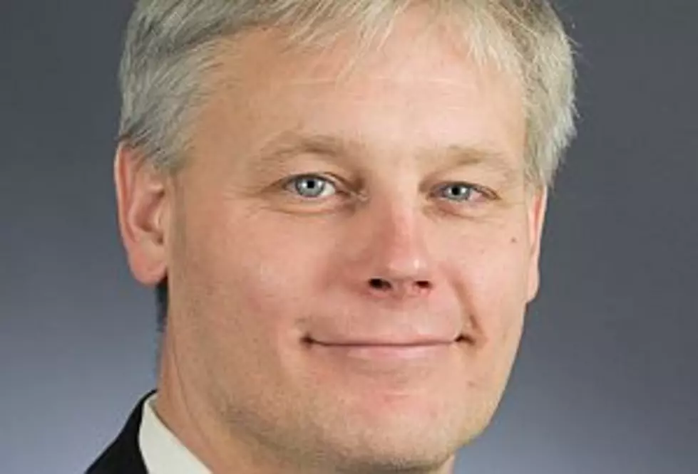 Thissen Joins Crowded Field of DFL Candidates for Governor