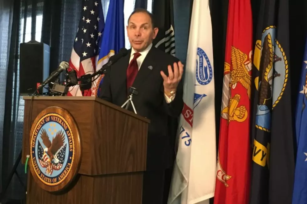 Secretary of Veterans Affairs Visits St. Cloud VA Says Progress is Being Made 