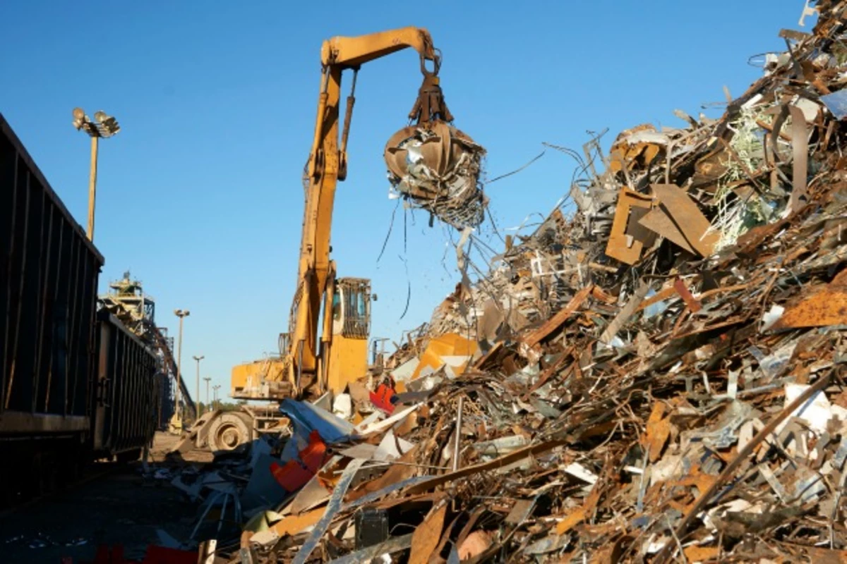 Metal recycling. Scrap Metal Recycling facility in. Metal Scrap Relocation Equipment. Iron Scrap rate today in the World Steel Market.