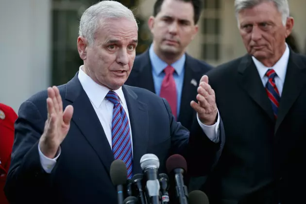 Dayton Signs onto Climate Alliance Formed by States