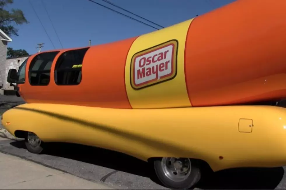 Iconic Oscar Mayer Wienermobile Rolls Through St. Cloud [VIDEO]