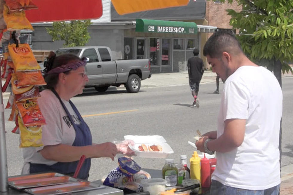 St. Cloud Woman the ‘Top Dog’ in Street Vending  [VIDEO]
