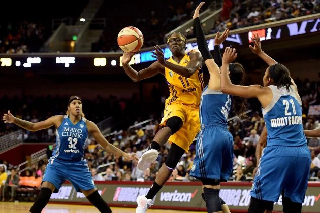 Los Angeles Sparks Take Game 3 In WNBA Finals