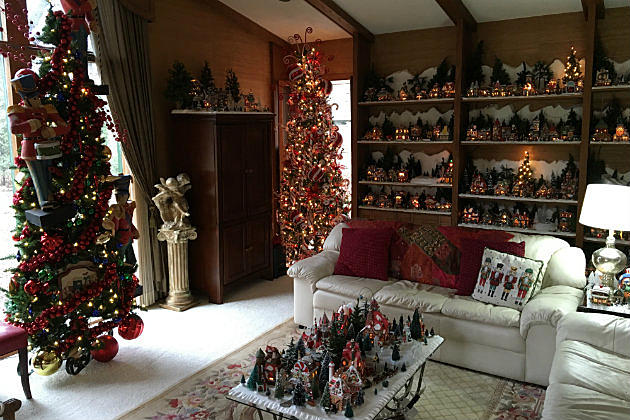 St. Cloud Home Transforms Into The North Pole For Special Fundraiser