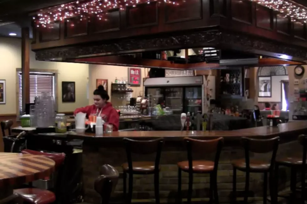 Home Town Spotlight: Bailey Ray’s Roadhouse The Heart of Santiago [VIDEO]