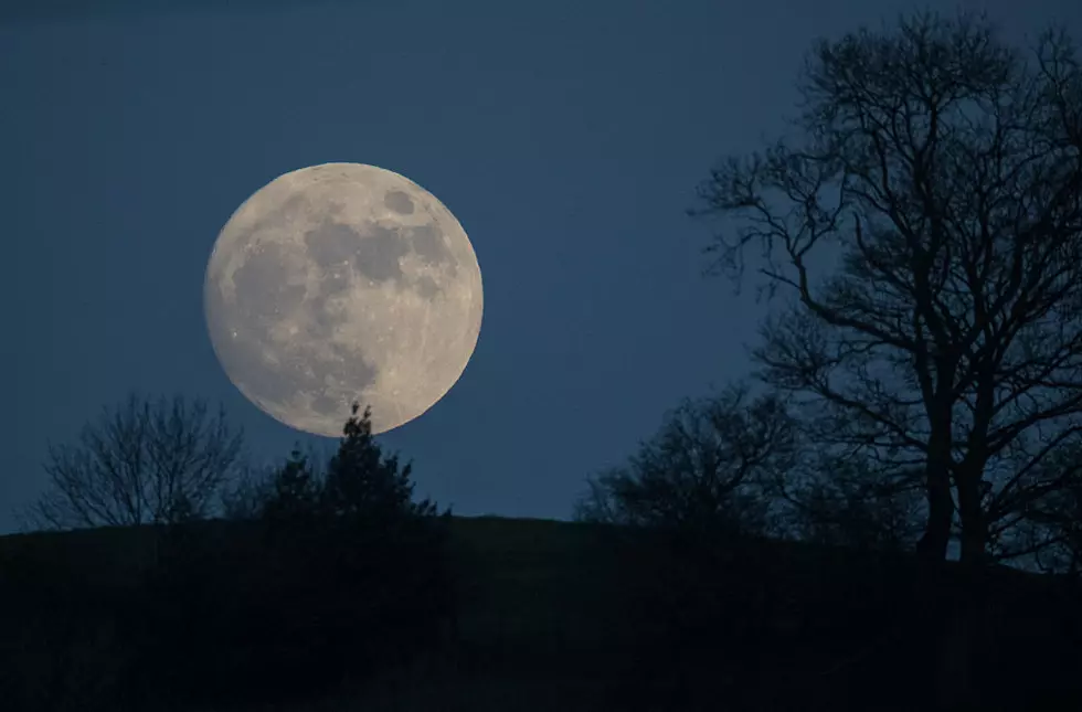 A Rare Hunter’s Blue Moon to Appear on Halloween