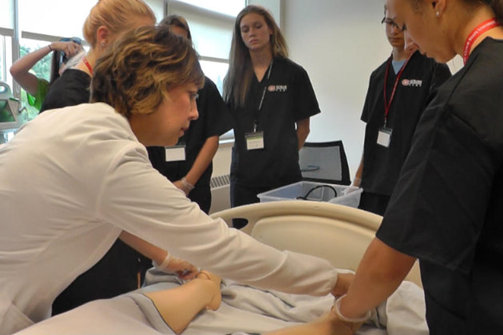 Students Learn About Healthcare Careers at SCSU's Scrubs Camp [VIDEO]