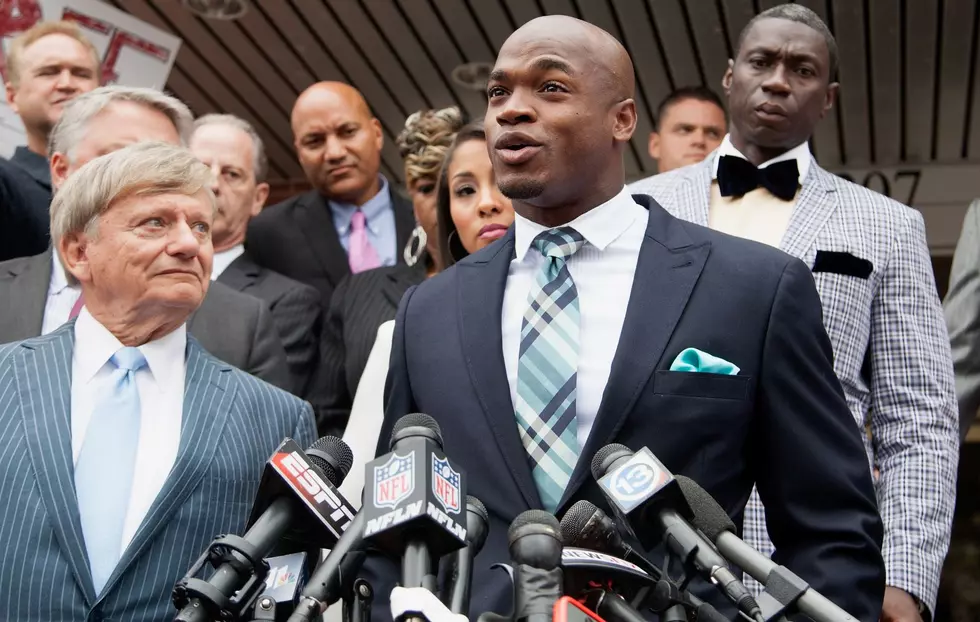 Former Viking Adrian Peterson Sued After Defaulting on Loan