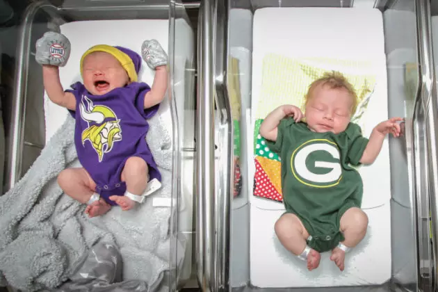 St. Cloud Hospital Family Birthing Center Celebrates Vikings/Packer Rivalry Week