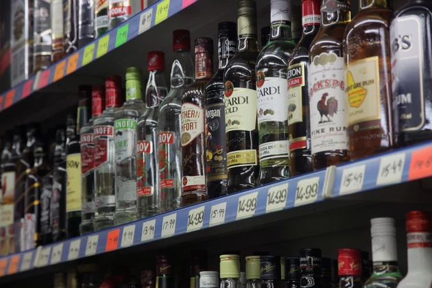 Minnesota Liquor Stores See Drop in Profits, Record Sales