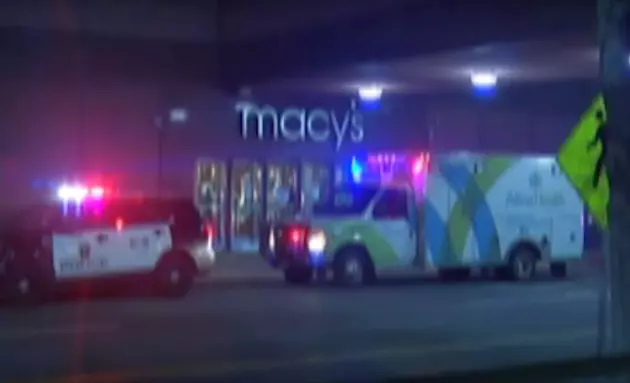 Suspect in Mall of America Stabbing Had Past Mental Issue