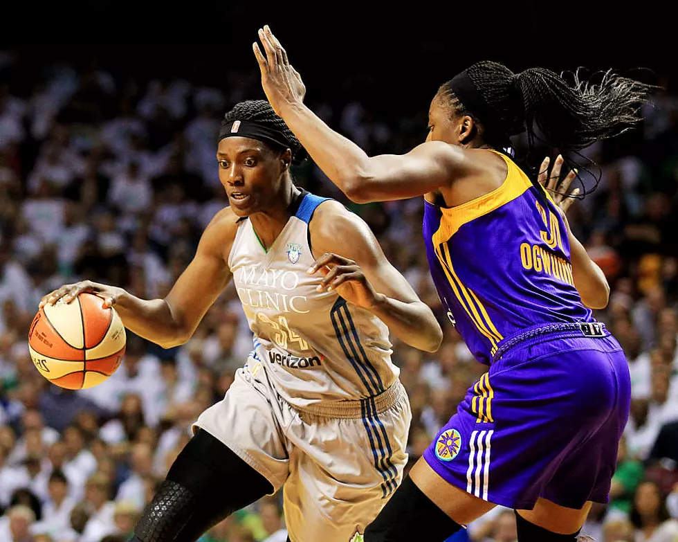 Lynx Lose First Match-Up in Reignited Rivalry