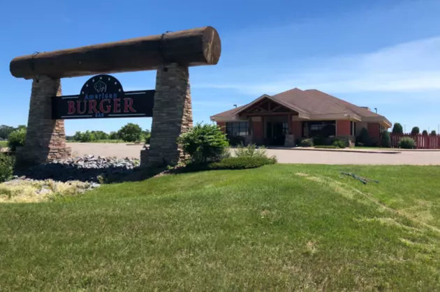 American Burger Bar Moves Out Neighbors Route 75 to Move In