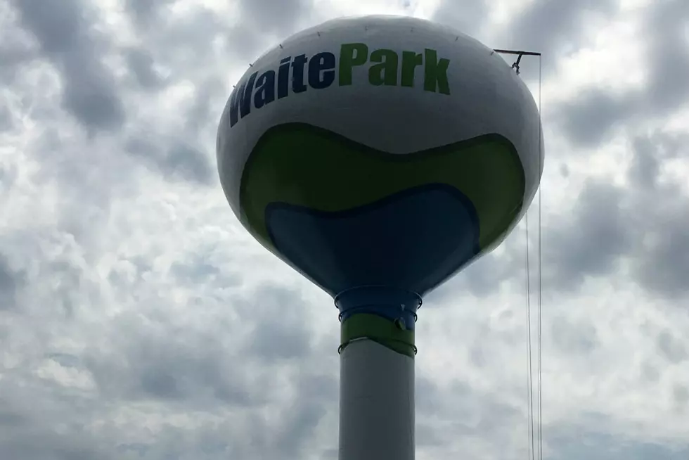 Iconic ‘Smiley’ Water Tower Replaced With New Logo