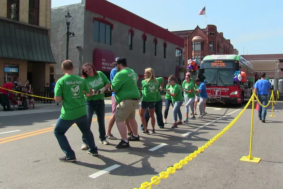 United Way Bus Pull Draws Downtown Crowd [VIDEO]