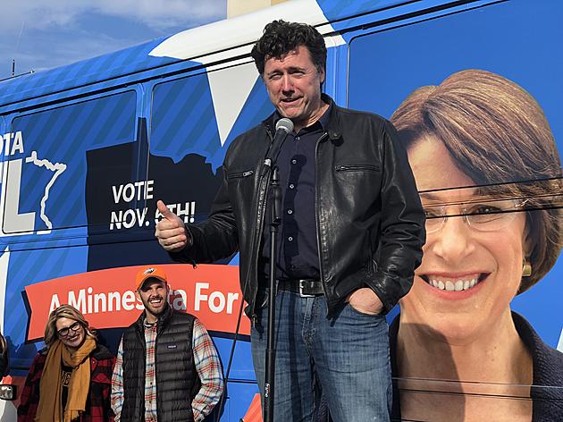 Candidate for MN Senate Focused on Community Service During Pandemic