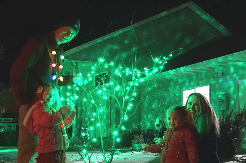 St. Joseph Family Puts on Light-Show For All to See [VIDEO]