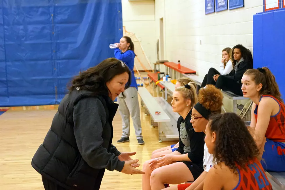 Apollo&#8217;s Lipp Named Section Coach Of The Year