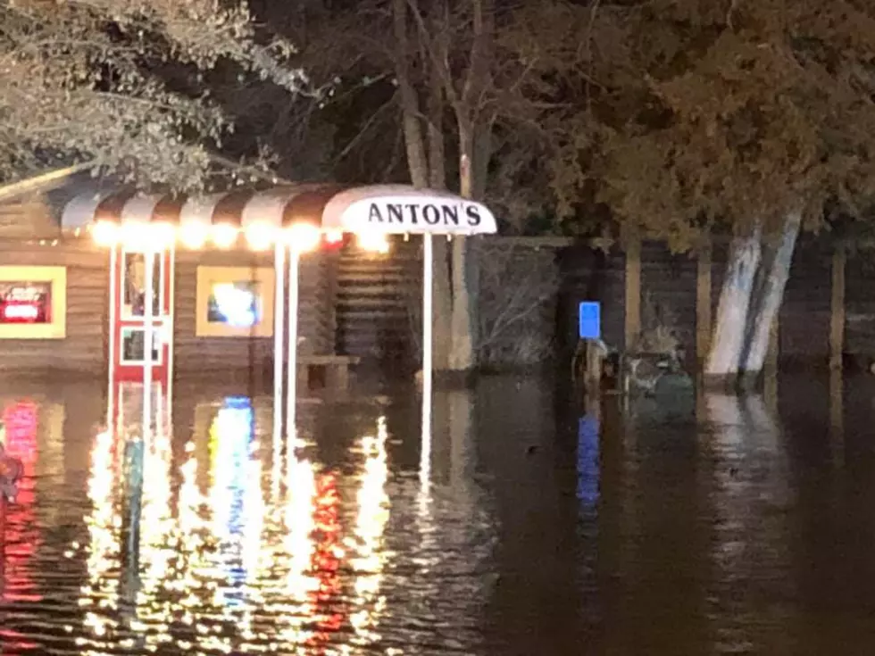 Popular Minnesota Restaurant Inundated by Ice Jam Flooding