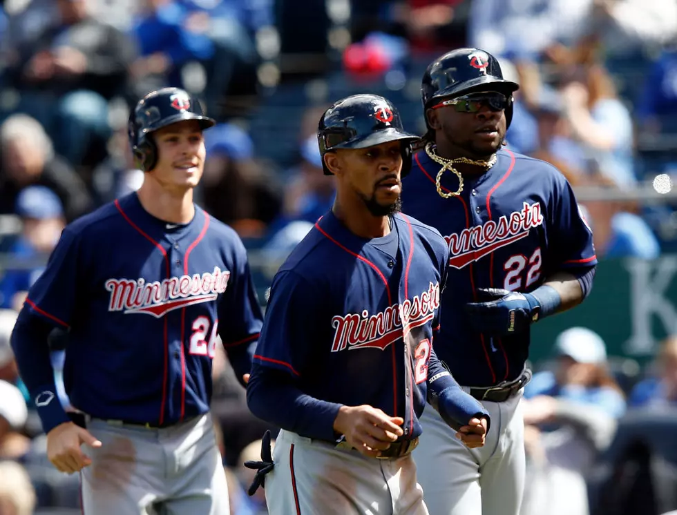 ﻿﻿Twins Take Series Against Tigers