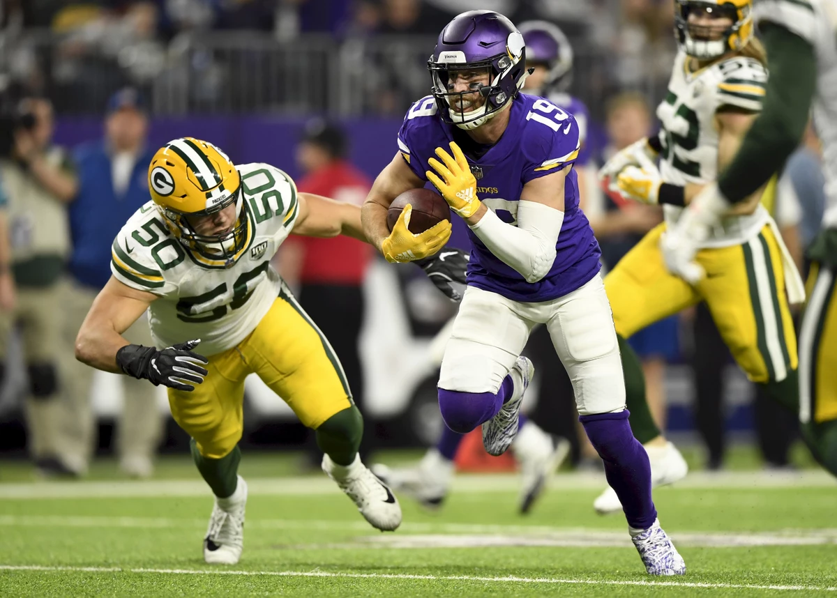 Bus to the Vikings/Packers Game at Lambeau Field, October 28-29, 2023