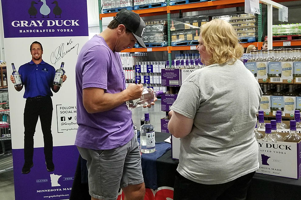 Chad Greenway, Gray Duck Vodka Visit St. Cloud