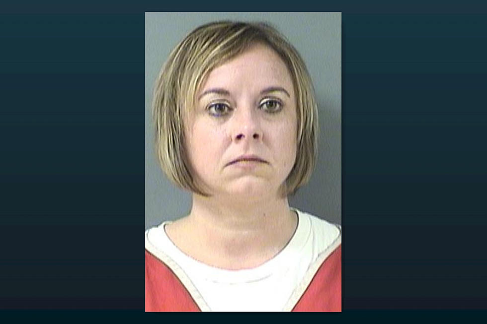 Woman Pleads Guilty to Filing False Tax Returns