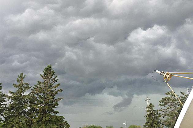Strong Thunderstorms Roll Through St. Cloud