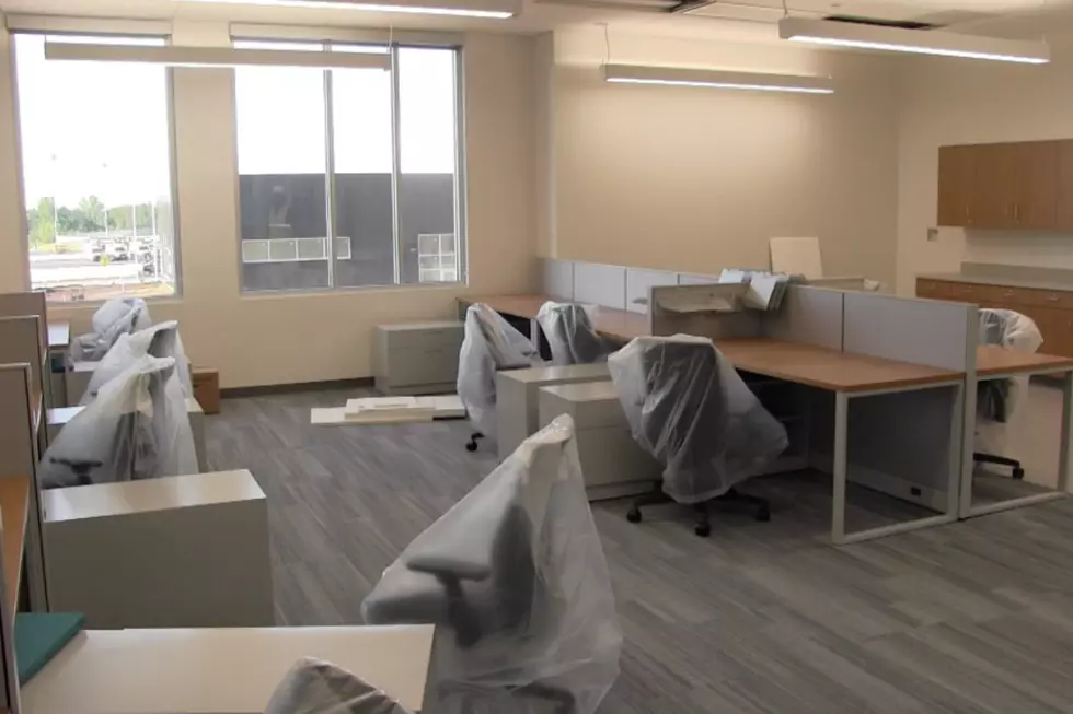 New HS Update: Furniture Arrives At New Tech High School [VIDEO]
