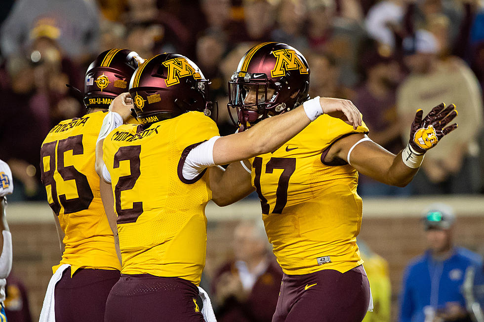 Gophers Extend Record to 6-0