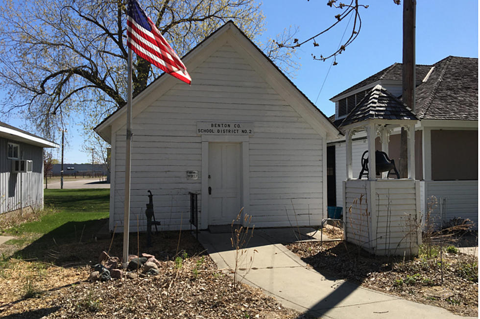 Benton Co. Historical Society Looking for Info on Country Schools