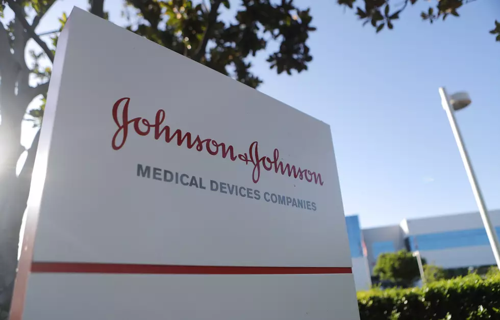 US Recommends &#8216;Pause&#8217; for J&#038;J Vaccine Over Clot Reports