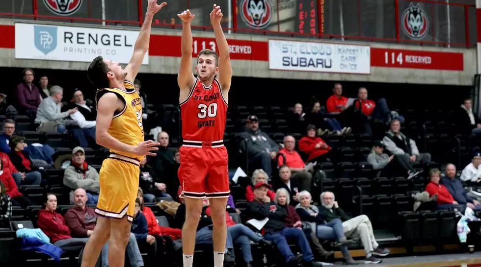 SCSU Earns Buzzer Beater Win at Minot