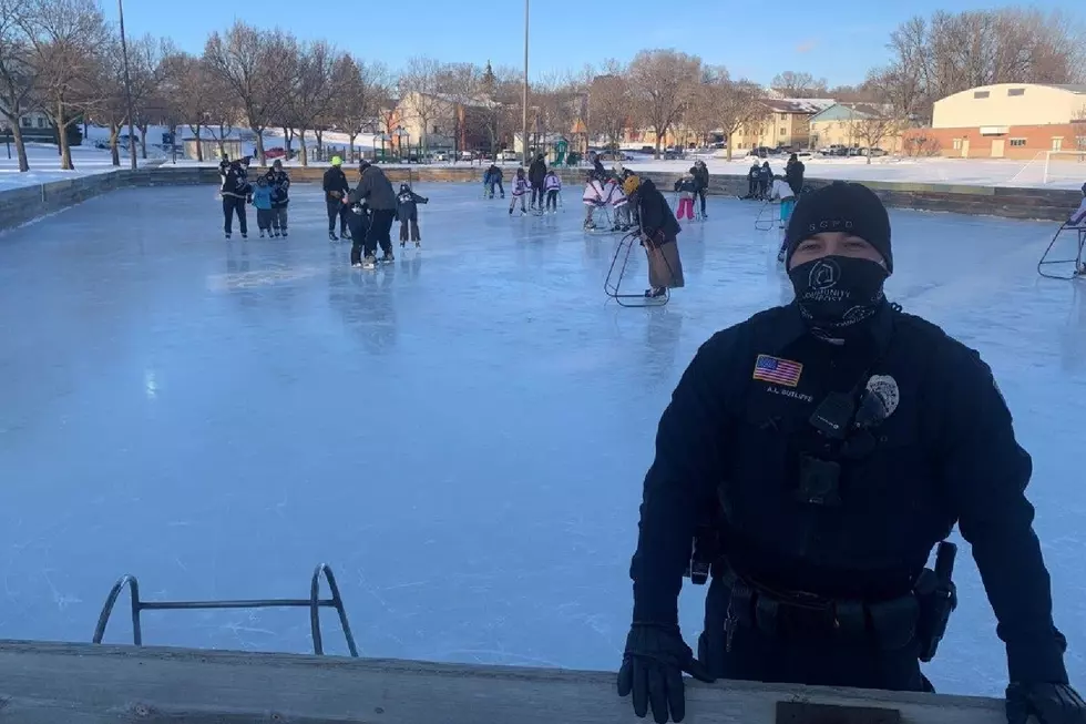 St. Cloud Police Launches New Youth Hockey, Ice Skate Program