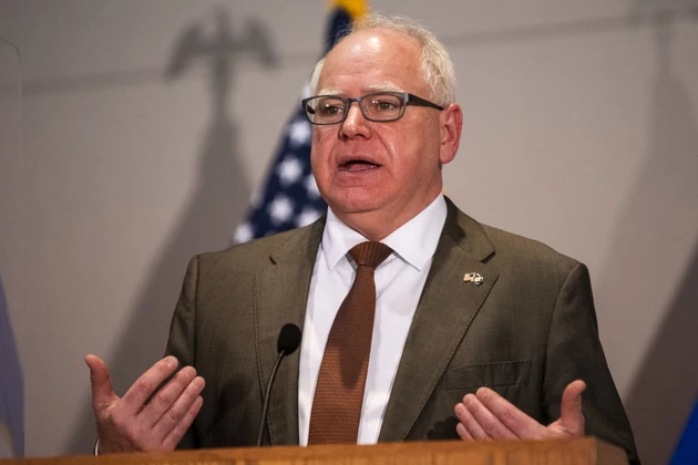 Walz Calls for Vaccine and Testing Requirements for Teachers