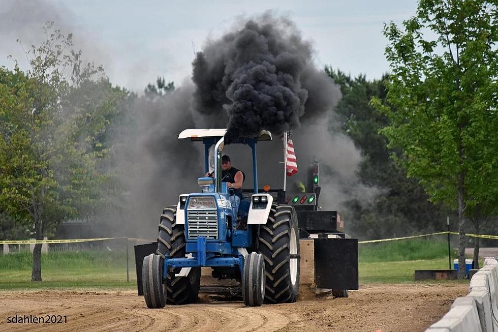 Tractor Pull in Gilman Sunday