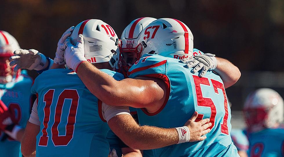 St. John&#8217;s Football Hosts Linfield in NCAAs Today