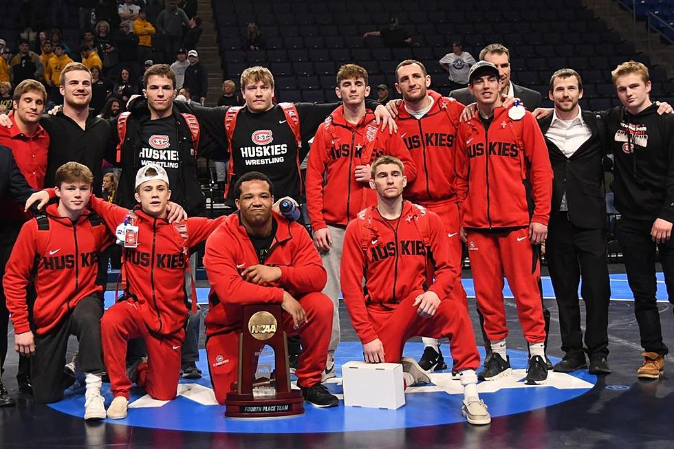 Huskies Finish Fourth at NCAA Division II Wrestling Championships