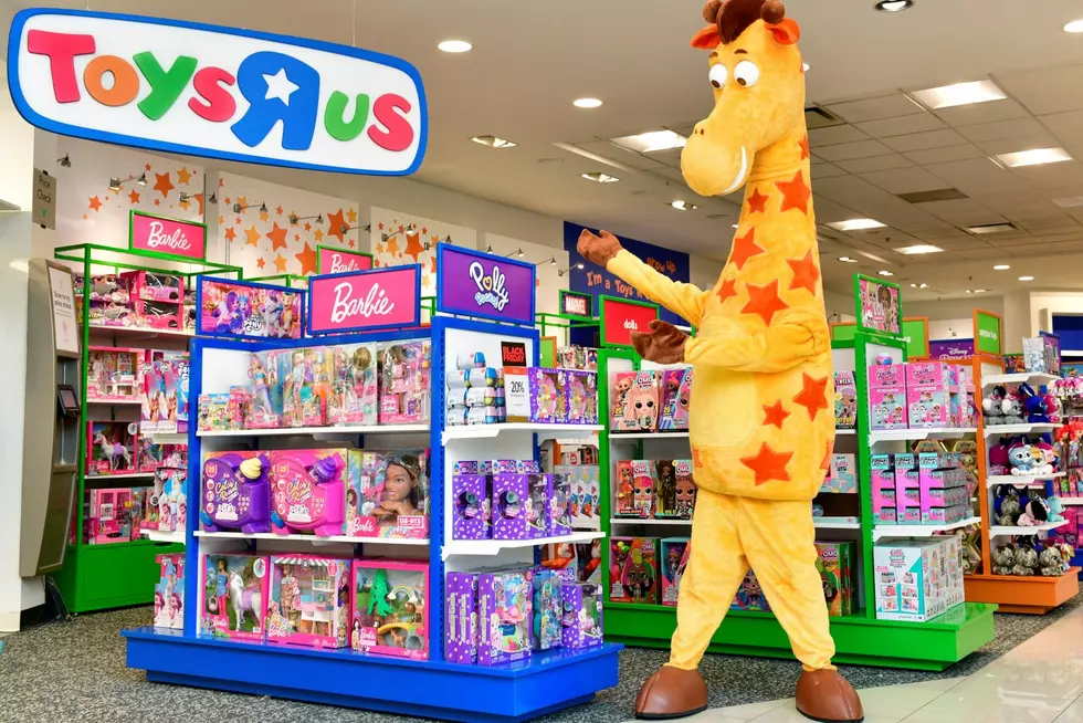 UPDATE: Toys R Us Opening Again Ahead of Holiday Shopping