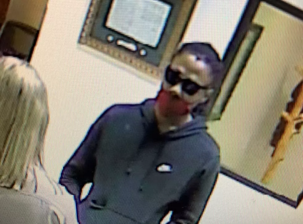 Authorities Looking for Suspect in Clearwater Bank Robbery