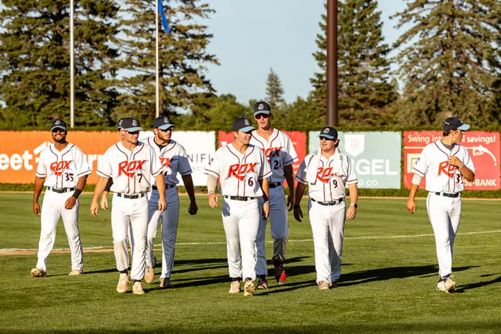 Stingers Edge Rox 6-5 in Game 1